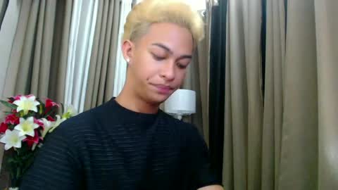 Snapshot of hunk_edward chatting on June 21, 2026, 6:27 am hunk_edward online show from June 21, 2026, 6:27 am