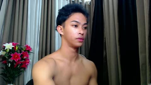 Snapshot of hunk_edward chatting on July 8, 2026, 8:08 am hunk_edward online show from July 8, 2026, 8:08 am