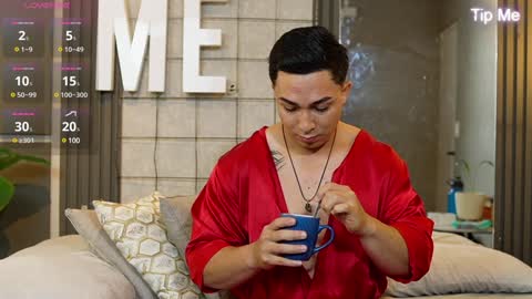 hunk_ryan online show from December 26, 2024, 12:59 pm