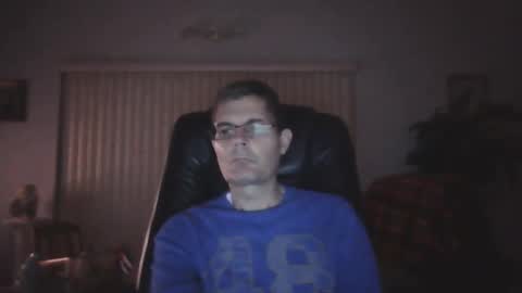 Snapshot of hunkmasclefad458 chatting on November 17, 2025, 5:13 am hunkmasclefad458 online show from November 17, 2025, 5:13 am