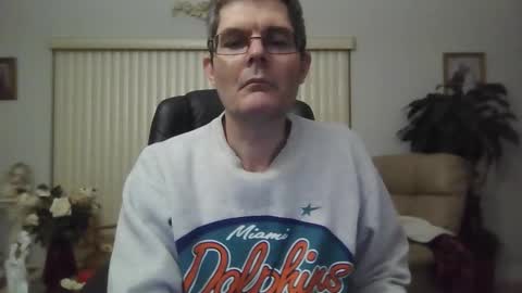 Snapshot of hunkmasclefad458 chatting on February 23, 2026, 5:49 am hunkmasclefad458 online show from February 23, 2026, 5:49 am