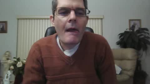 Snapshot of hunkmasclefad458 chatting on February 24, 2026, 6:33 am hunkmasclefad458 online show from February 24, 2026, 6:33 am
