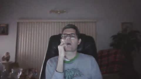 Snapshot of hunkmasclefad458 chatting on May 4, 2026, 5:03 am hunkmasclefad458 online show from May 4, 2026, 5:03 am