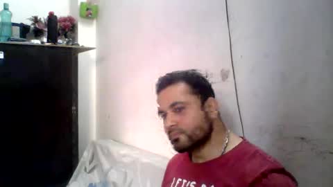 hunkster102 online show from April 12, 2026, 10:09 am