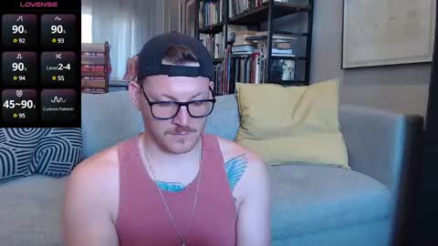 Snapshot of hunky_arthur chatting on December 28, 2024, 6:28 am Hunky  Arthur online show from December 28, 2024, 6:28 am