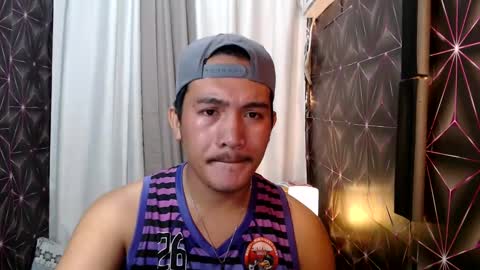 hunkylloyd online show from January 20, 2025, 8:41 am