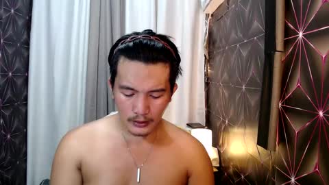 hunkylloyd online show from January 28, 2025, 6:49 am