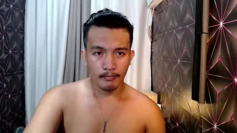 hunkylloyd online show from February 19, 2025, 7:06 am