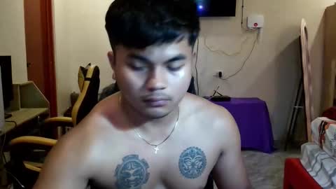 hunkyzeus online show from April 23, 2026, 7:30 am