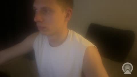 Snapshot of hunter_f1t chatting on May 27, 2026, 10:51 pm Hunter online show from May 27, 2026, 10:51 pm