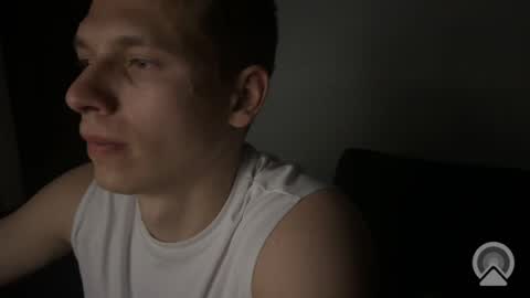 Snapshot of hunter_f1t chatting on June 1, 2026, 8:32 pm Hunter online show from June 1, 2026, 8:32 pm