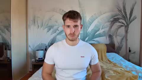 Snapshot of hunterbridges chatting on October 24, 2025, 11:50 am Hunter Bridges online show from October 24, 2025, 11:50 am