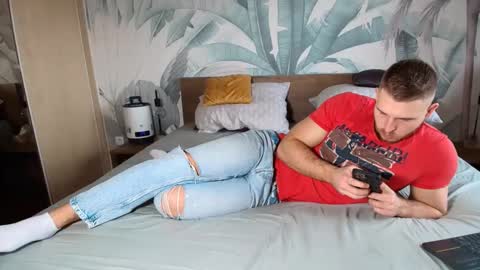 Snapshot of hunterbridges chatting on November 21, 2025, 11:53 am Hunter Bridges online show from November 21, 2025, 11:53 am