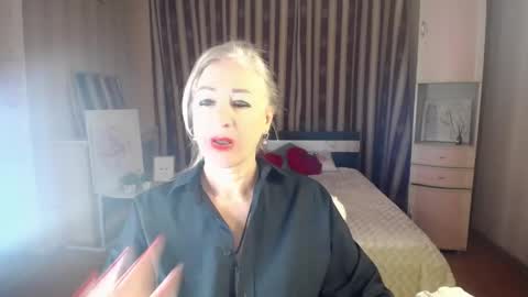 Irena online show from February 15, 2026, 7:51 am