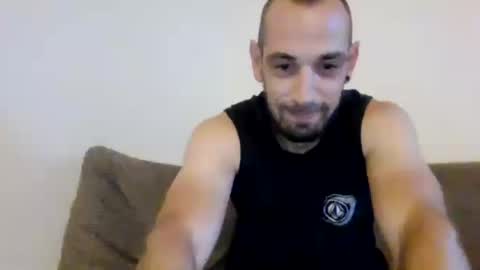Snapshot of huntersthompson87 chatting on July 6, 2026, 4:53 pm huntersthompson87 online show from July 6, 2026, 4:53 pm
