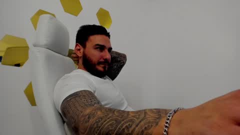 huntyourheart94 online show from January 8, 2025, 11:21 am