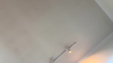 hunybager online show from February 12, 2025, 3:38 pm