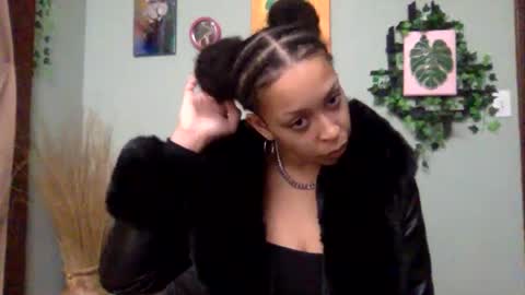 Goddess Hunyy online show from February 20, 2025, 3:56 am