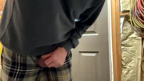 Snapshot of huskey300 chatting on March 3, 2025, 3:09 pm huskey300 online show from March 3, 2025, 3:09 pm