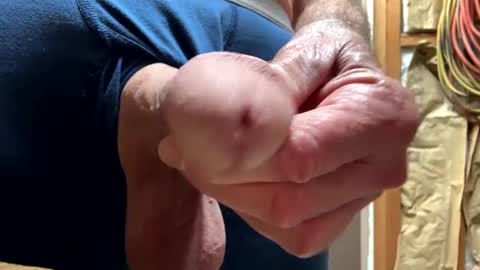 Snapshot of huskey300 chatting on October 6, 2025, 10:29 pm huskey300 online show from October 6, 2025, 10:29 pm