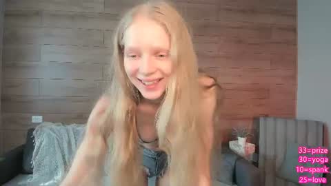 Snapshot of hypnoootic chatting on June 14, 2026, 12:51 pm Jenny online show from June 14, 2026, 12:51 pm