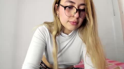 Hyun Joo online show from September 15, 2025, 7:58 pm