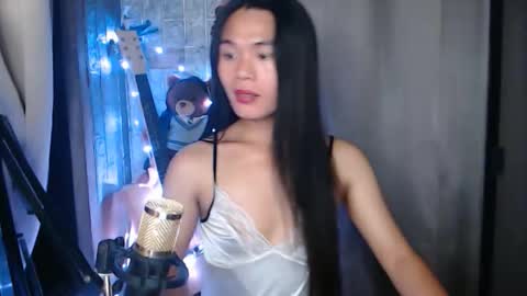 Snapshot of i_am_asian90 chatting on February 26, 2026, 10:03 am Kim online show from February 26, 2026, 10:03 am