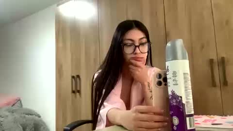 Eva Victoria online show from June 16, 2026, 10:12 pm