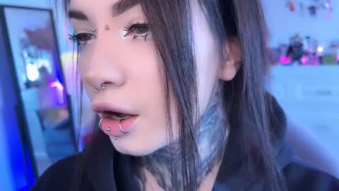 Asya  online show from February 1, 2026, 9:08 am