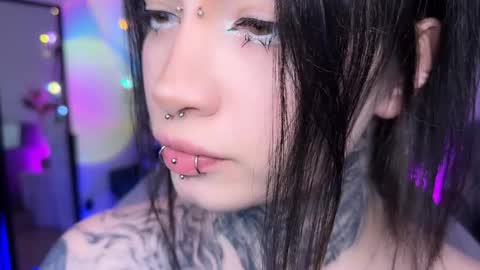 Snapshot of i_died_again chatting on May 16, 2026, 10:36 am Asya online show from May 16, 2026, 10:36 am