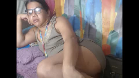 Snapshot of i_drain_u_bitch chatting on January 27, 2025, 3:58 am jamaeca online show from January 27, 2025, 3:58 am