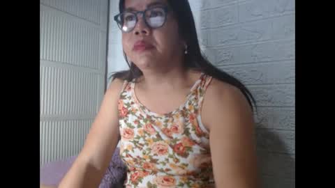 Snapshot of i_drain_u_bitch chatting on February 21, 2025, 12:50 pm jamaeca online show from February 21, 2025, 12:50 pm