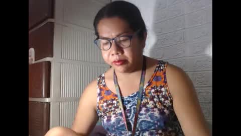 Snapshot of i_drain_u_bitch chatting on February 28, 2025, 9:58 am jamaeca online show from February 28, 2025, 9:58 am