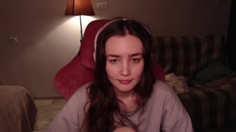 elisabeth online show from March 1, 2025, 4:54 pm