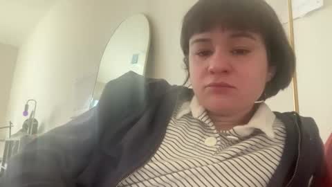 Olive online show from February 6, 2026, 9:07 pm