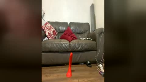 Sub male uk online show from June 13, 2026, 2:31 am