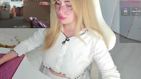 Snapshot of i_want_you_eva chatting on October 10, 2025, 3:11 pm HiI am  EvaPVT is open  online show from October 10, 2025, 3:11 pm