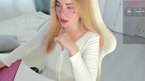 Snapshot of i_want_you_eva chatting on October 12, 2025, 11:09 am HiI am  EvaPVT is open  online show from October 12, 2025, 11:09 am