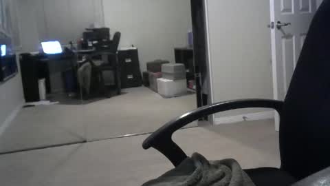 Snapshot of i_was_a_shy_dad chatting on April 17, 2026, 12:41 pm i_was_a_shy_dad online show from April 17, 2026, 12:41 pm
