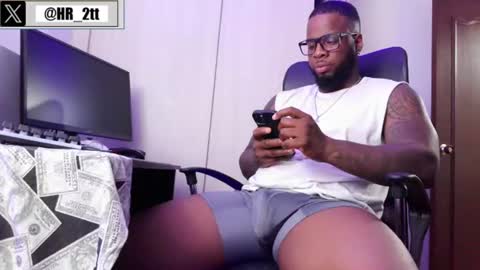 Snapshot of iam_hotbbc chatting on June 16, 2026, 2:03 am Mr H Independent model online show from June 16, 2026, 2:03 am
