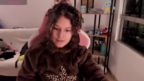 Snapshot of iam_nikki chatting on February 28, 2026, 5:41 am On instagram Imm NikkiHelp me reach 100 likes online show from February 28, 2026, 5:41 am