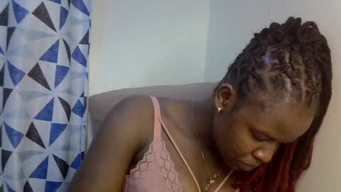 Snapshot of iam_nisa chatting on July 4, 2026, 3:35 am iam_nisa online show from July 4, 2026, 3:35 am