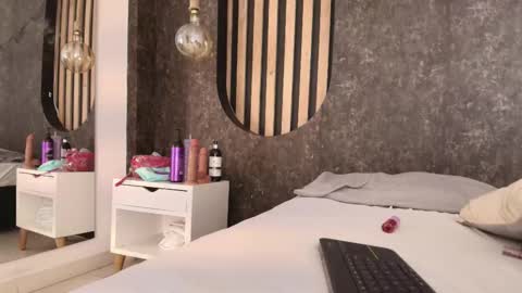 Snapshot of iam_salome_ chatting on January 13, 2026, 8:25 pm salome online show from January 13, 2026, 8:25 pm