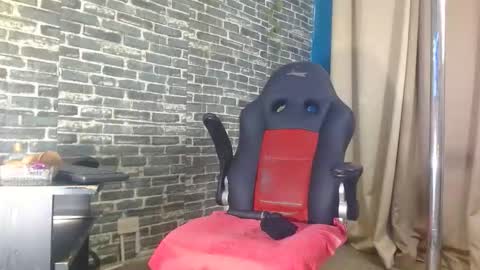 Snapshot of iam_samy__ chatting on March 18, 2026, 11:35 am Samy online show from March 18, 2026, 11:35 am