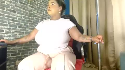 Snapshot of iam_samy__ chatting on June 18, 2026, 11:14 am Samy online show from June 18, 2026, 11:14 am