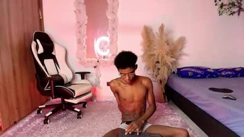 Snapshot of iamandrey_ chatting on June 27, 2026, 1:21 am iamandrey_ online show from June 27, 2026, 1:21 am