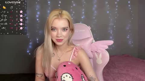 Snapshot of iamcassidy chatting on February 9, 2026, 2:43 pm Cassie STREAMS HERE EVERYDAY online show from February 9, 2026, 2:43 pm