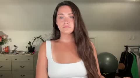 Snapshot of iamcrystalann chatting on June 26, 2026, 3:33 am Crystal online show from June 26, 2026, 3:33 am