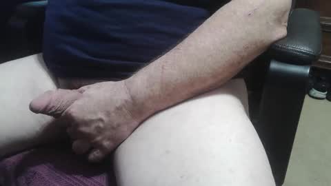 iamdevilish99 online show from November 18, 2025, 6:23 pm