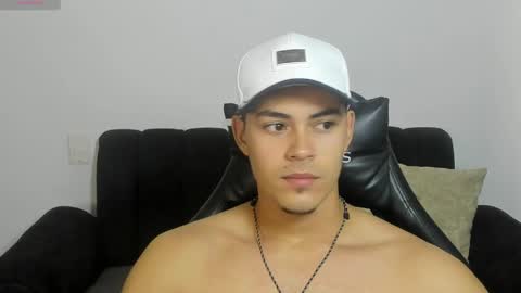 Snapshot of iamdylan777 chatting on April 5, 2026, 2:25 pm Dylan independent model online show from April 5, 2026, 2:25 pm
